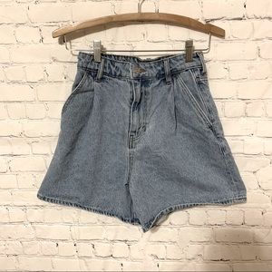 ✨BOGO✨ H&M High Waist Mom Wide shorts